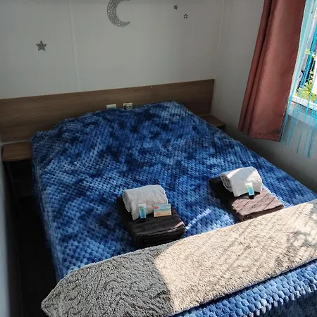 Mobil Glamping Piscine Promotion Septembre 3 - 2 Sdb -climatise - 300m De La - Piscine - Parking - * 히에레